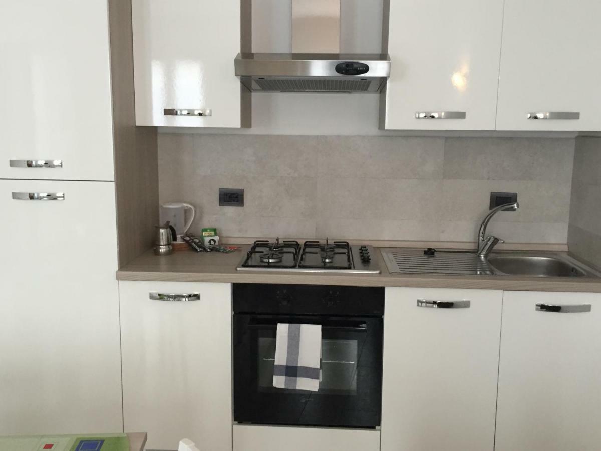 Casa Stefania Apartment Мандельо дел Ларио Екстериор снимка